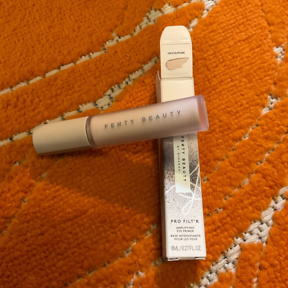 Fenty Beauty pro filtr eye primer. Invisipink. Brand new